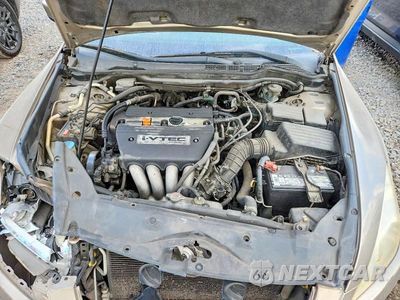 Zdjęcie 11 z 12 samochodu: 2003 HONDA ACCORD LX VIN:JHMCM56373C047009 - miniatura
