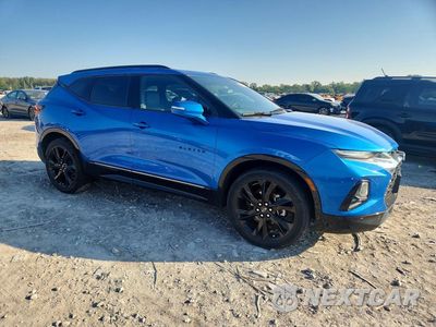 Czwarte zdjęcie samochodu z boku: 2020 CHEVROLET BLAZER RS VIN:3GNKBERS9LS674222 - miniatura