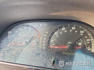 Zdjęcie 9 z 12 samochodu: 2002 TOYOTA CAMRY XLE VIN:JTDBE30K820076050 - miniatura