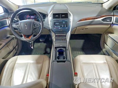Zdjęcie 8 z 12 samochodu: 2016 LINCOLN MKZ VIN:3LN6L2G97GR615510 - miniatura