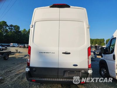Zdjęcie 6 z 13 samochodu: 2025 FORD TRANSIT T-250 DELIVERY VAN VIN:1FTBR1X84SKB10833 - miniatura
