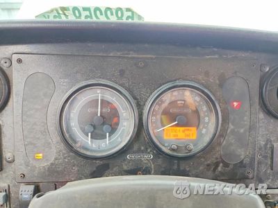 Zdjęcie 8 z 11 samochodu: 2007 FREIGHTLINER MT45G CHASSIS DELIVERY TRUCK VIN:4UZAANBW27CY44609 - miniatura