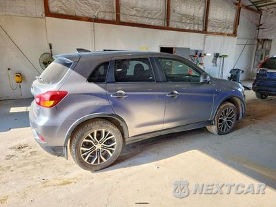 Trzecie zdjęcie samochodu z tyłu: 2018 MITSUBISHI OUTLANDER SPORT ES VIN:JA4AR3AU9JZ003323 - miniatura