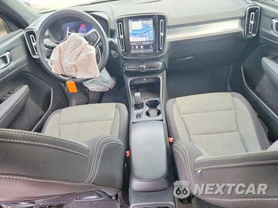Zdjęcie 8 z 13 samochodu: 2024 VOLVO XC40 CORE VIN:YV4L12UK4R2339165 - miniatura