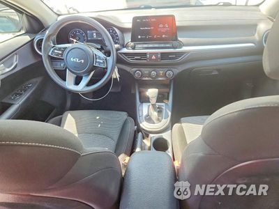Zdjęcie 8 z 12 samochodu: 2024 KIA FORTE LXS VIN:3KPF24AD5RE766694 - miniatura