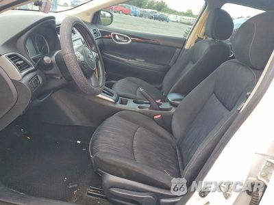 Zdjęcie 7 z 13 samochodu: 2019 NISSAN SENTRA SV VIN:3N1AB7AP5KL615414 - miniatura