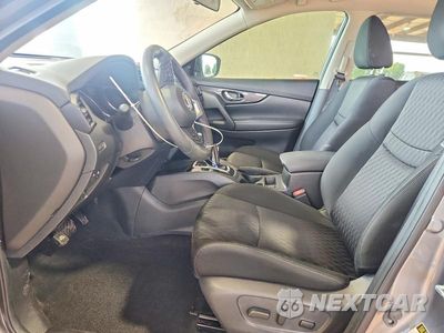 Zdjęcie 7 z 14 samochodu: 2018 NISSAN ROGUE SV VIN:KNMAT2MT9JP606515 - miniatura
