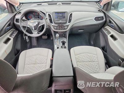 Zdjęcie 8 z 13 samochodu: 2021 CHEVROLET EQUINOX VIN:3GNAXFEV3MS161858 - miniatura