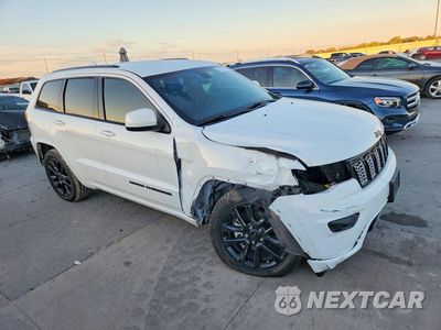 Czwarte zdjęcie samochodu z boku: 2020 JEEP GRAND CHEROKEE LAREDO VIN:1C4RJFAG3LC423743 - miniatura