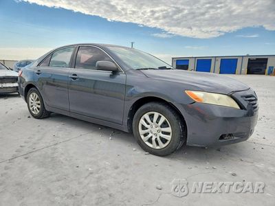 Czwarte zdjęcie samochodu z boku: 2007 TOYOTA CAMRY LE VIN:4T1BE46K67U123598 - miniatura
