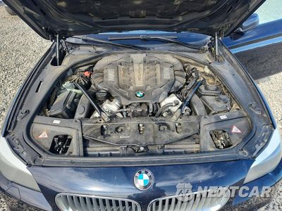 Zdjęcie 11 z 12 samochodu: 2013 BMW 550 XI VIN:WBAFU9C55DDY71434 - miniatura
