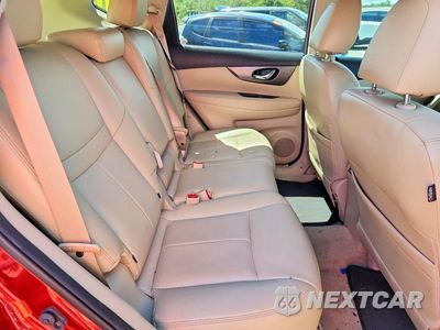 Zdjęcie 11 z 13 samochodu: 2015 NISSAN ROGUE SV VIN:KNMAT2MT1FP510529 - miniatura