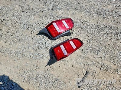 Zdjęcie 12 z 13 samochodu: 2010 FORD MUSTANG VIN:1ZVBP8EN1A5174278 - miniatura