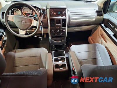 Zdjęcie 8 z 14 samochodu: 2010 DODGE GRAND CARAVAN SE VIN:2D4RN4DE2AR332795 - miniatura