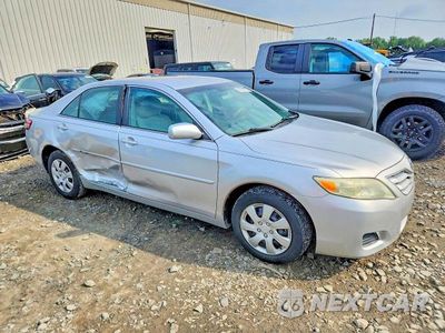 Czwarte zdjęcie samochodu z boku: 2010 TOYOTA CAMRY LE VIN:4T1BF3EK8AU112294 - miniatura