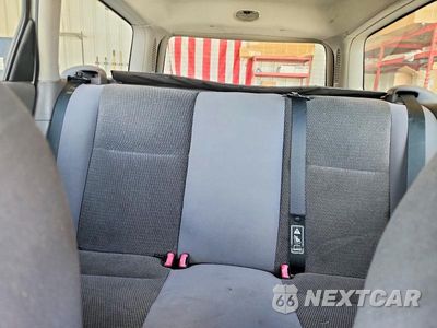 Zdjęcie 10 z 13 samochodu: 2004 FORD FOCUS SE VIN:1FAFP36304W120494 - miniatura