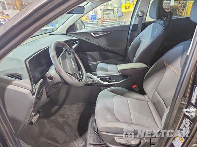 Zdjęcie 7 z 14 samochodu: 2025 KIA NIRO LX VIN:KNDCP3LEXS5254810 - miniatura
