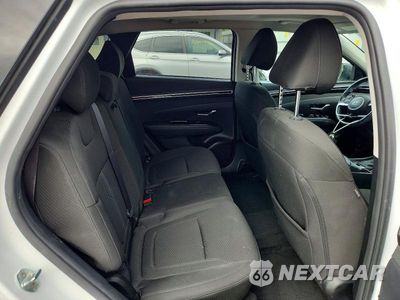 Zdjęcie 10 z 13 samochodu: 2022 HYUNDAI TUCSON SEL VIN:5NMJFCAE5NH083253 - miniatura