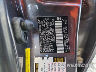 Zdjęcie 12 z 12 samochodu: 2013 TOYOTA PRIUS V THREE VIN:JTDZN3EU9D3267308 - miniatura