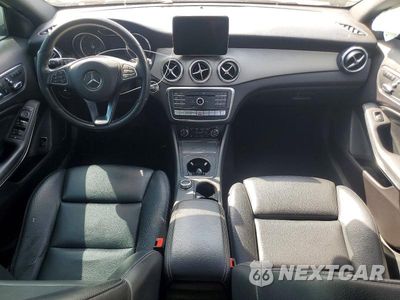 Zdjęcie 8 z 12 samochodu: 2018 MERCEDES-BENZ GLA 250 4MATIC VIN:WDCTG4GB0JJ453290 - miniatura
