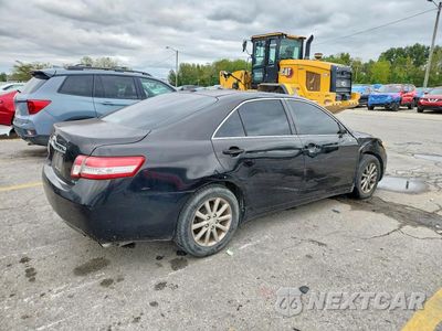 Trzecie zdjęcie samochodu z tyłu: 2011 TOYOTA CAMRY XLE VIN:4T1BF3EK7BU647618 - miniatura