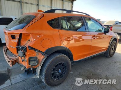 Trzecie zdjęcie samochodu z tyłu: 2018 SUBARU CROSSTREK PREMIUM VIN:JF2GTADC3J8219054 - miniatura