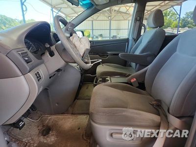 Zdjęcie 7 z 12 samochodu: 2005 TOYOTA SIENNA LE 7 PASSENGER VIN:5TDZA23C45S317192 - miniatura