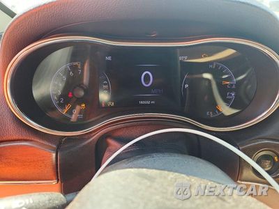 Zdjęcie 9 z 13 samochodu: 2017 JEEP GRAND CHEROKEE LIMITED VIN:1C4RJEBG3HC745573 - miniatura