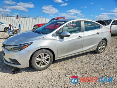 2018 CHEVROLET CRUZE LT 1G1BE5SMXJ7182637 - główne zdjęcie licytacji z USA - miniatura