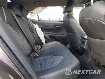 Zdjęcie 10 z 12 samochodu: 2018 TOYOTA CAMRY SE VIN:4T1B11HK8JU647057 - miniatura