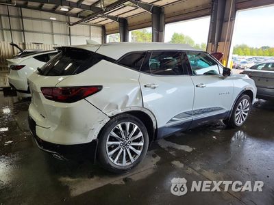 Trzecie zdjęcie samochodu z tyłu: 2024 CHEVROLET BLAZER PREMIER VIN:3GNKBLRS1RS160197 - miniatura