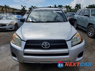 Piąte zdjęcie samochodu w środku: 2011 TOYOTA RAV4 BASE VIN:2T3ZF4DV3BW104886 - miniatura