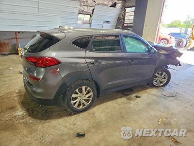 Trzecie zdjęcie samochodu z tyłu: 2020 HYUNDAI TUCSON VALUE VIN:KM8J3CA49LU184619 - miniatura