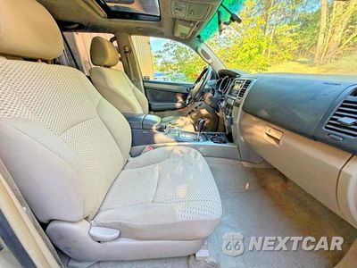 Piąte zdjęcie samochodu w środku: 2007 TOYOTA 4RUNNER SR5 VIN:JTEBU14RX78092642 - miniatura