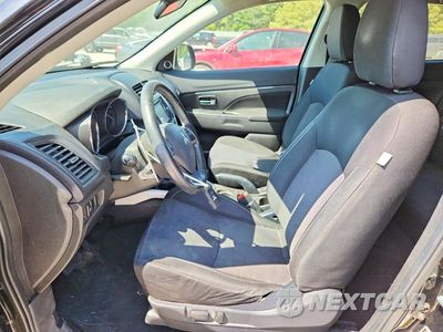 Zdjęcie 7 z 13 samochodu: 2014 MITSUBISHI OUTLANDER SPORT SE VIN:4A4AP4AU8EE030763 - miniatura