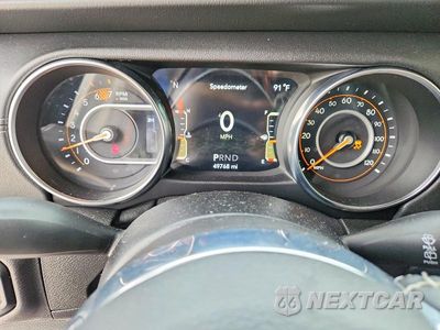 Zdjęcie 9 z 13 samochodu: 2020 JEEP WRANGLER UNLIMITED SAHARA VIN:1C4HJXEN3LW177527 - miniatura