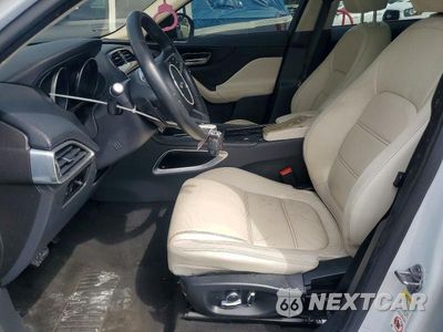 Zdjęcie 7 z 13 samochodu: 2020 JAGUAR F-PACE PRESTIGE VIN:SADCK2GX3LA635285 - miniatura