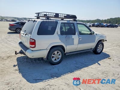 Trzecie zdjęcie samochodu z tyłu: 2001 NISSAN PATHFINDER SE VIN:JN8DR09X71W572323 - miniatura
