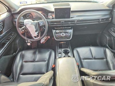 Zdjęcie 8 z 13 samochodu: 2022 LINCOLN CORSAIR VIN:5LMCJ1C92NUL01372 - miniatura