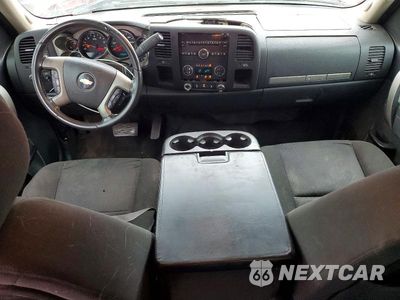 Zdjęcie 8 z 13 samochodu: 2011 CHEVROLET SILVERADO C1500 LT VIN:1GCRCSE04BZ257342 - miniatura