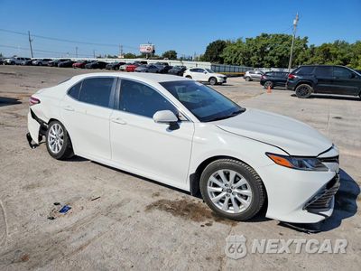 Czwarte zdjęcie samochodu z boku: 2018 TOYOTA CAMRY LE VIN:JTNB11HKXJ3004943 - miniatura