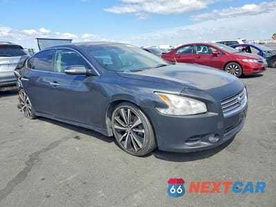 Czwarte zdjęcie samochodu z boku: 2010 NISSAN MAXIMA 3.5 S VIN:1N4AA5AP6AC860047 - miniatura