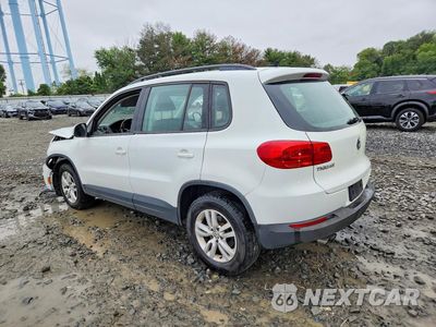 Drugie zdjęcie samochodu z przodu: 2017 VOLKSWAGEN TIGUAN S VIN:WVGAV7AX9HW512662 - miniatura