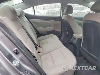 Zdjęcie 10 z 12 samochodu: 2018 HYUNDAI ELANTRA SEL VIN:5NPD84LF1JH356480 - miniatura