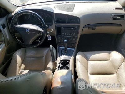 Zdjęcie 8 z 13 samochodu: 2005 VOLVO S60 T5 VIN:YV1RS547052484716 - miniatura