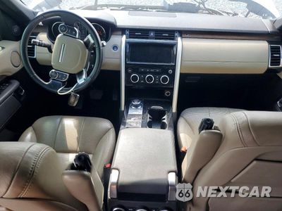 Zdjęcie 8 z 13 samochodu: 2017 LAND ROVER DISCOVERY HSE VIN:SALRRBBV7HA039992 - miniatura