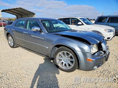 Czwarte zdjęcie samochodu z boku: 2006 CHRYSLER 300C VIN:2C3LA63H06H219497 - miniatura