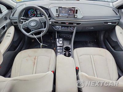 Zdjęcie 8 z 12 samochodu: 2023 HYUNDAI SONATA HYBRID BLUE VIN:KMHL24JJ3PA074096 - miniatura