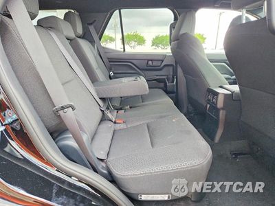 Zdjęcie 10 z 12 samochodu: 2026 TOYOTA 4RUNNER SR5 VIN:JTEVA5BR2T5151792 - miniatura