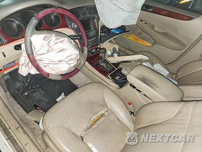 Zdjęcie 8 z 14 samochodu: 2002 LEXUS ES 300 VIN:JTHBF30G920057420 - miniatura